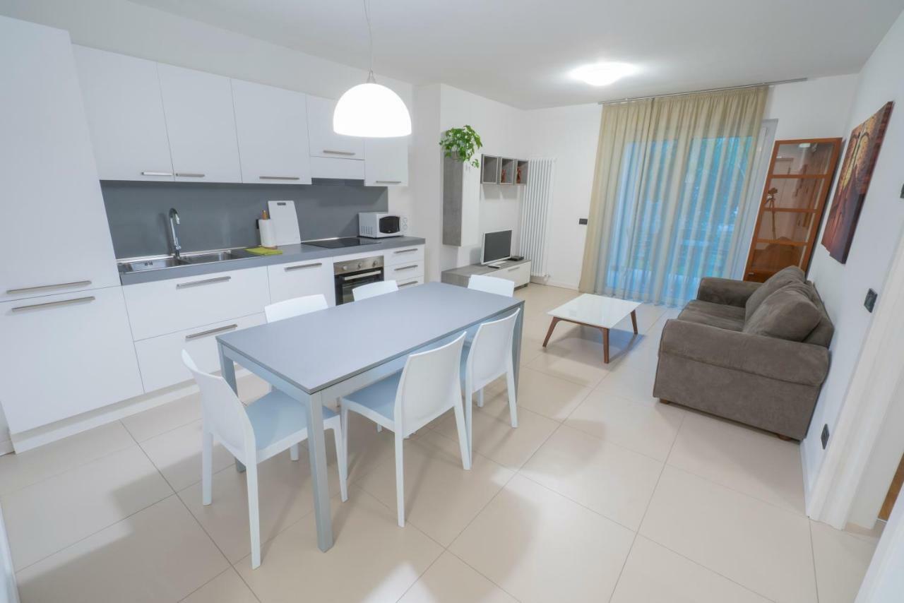 Oleeva Apartment Riva del Garda Dış mekan fotoğraf